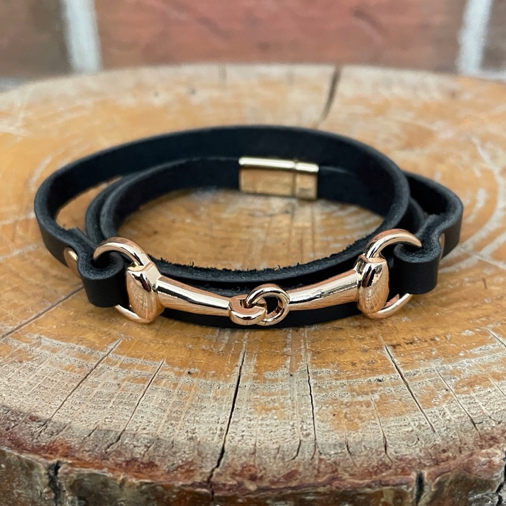 Snaffle Bit Wrap Bracelet with Black Genuine Leather - Gold - Picture 2 of 2